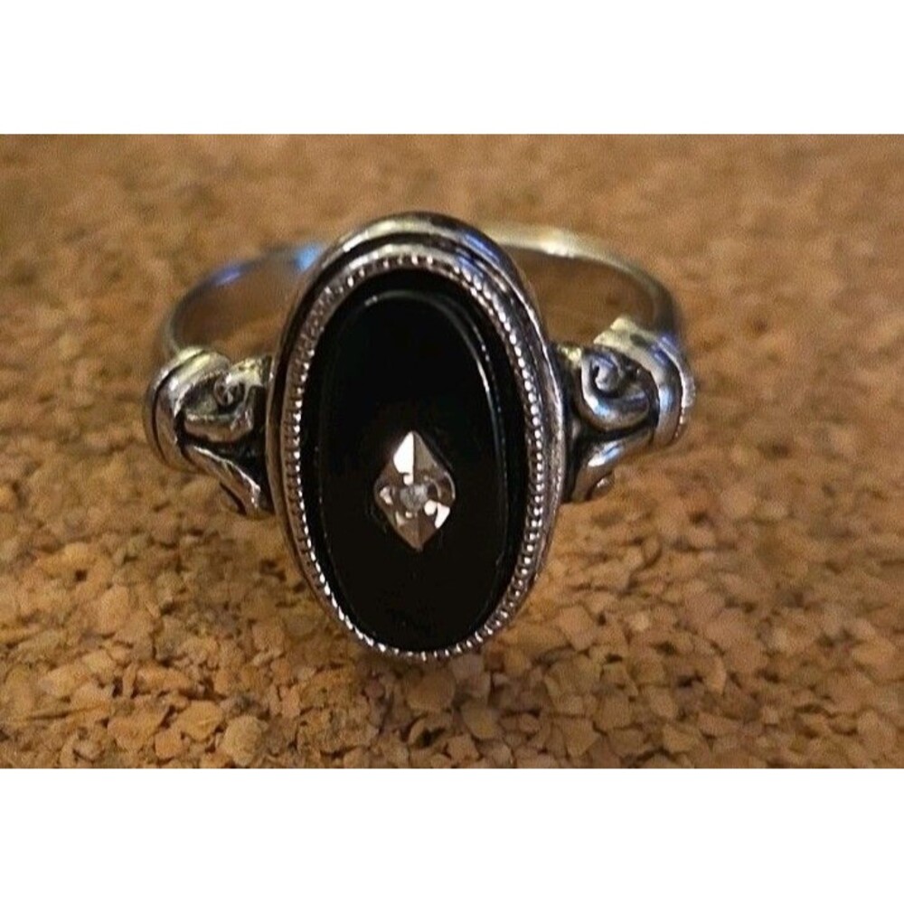 Vintage Avon Silver Oval Black Onyx Bezel Ring w/ Diamond Accent Size 7.5